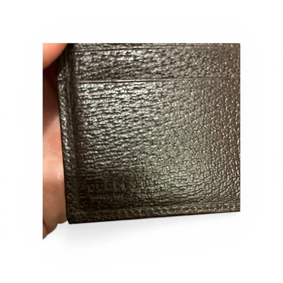 Gucci GG Canvas Compact Wallet - Picture 7 of 11